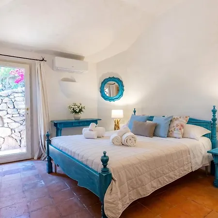 Clicksardegna In Front Of Harbour Marina - Luxury Living A Villa *