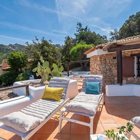 Clicksardegna In Front Of Harbour Marina - Luxury Living A Villa